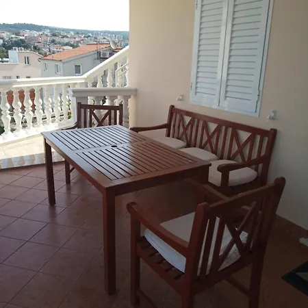 Primosten-huljev * Primosten