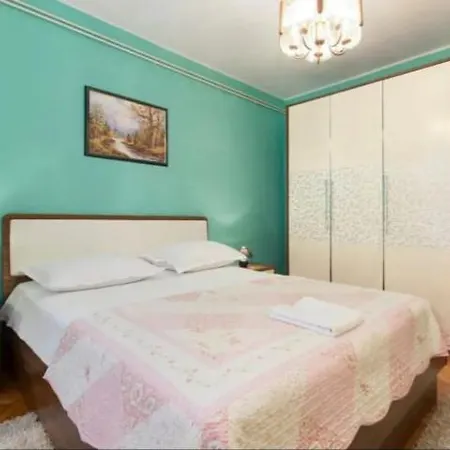 Apartment Primosten-huljev *