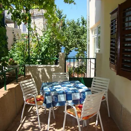 Primosten-huljev * Primošten