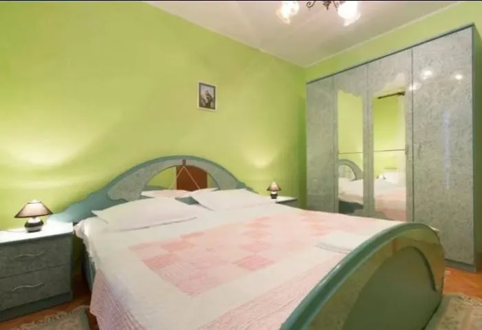 Primosten-huljev * Primošten