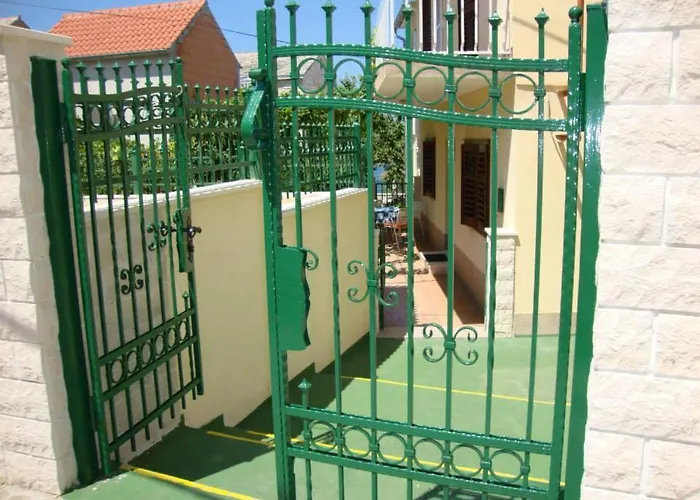 Primosten-huljev Apartamento *