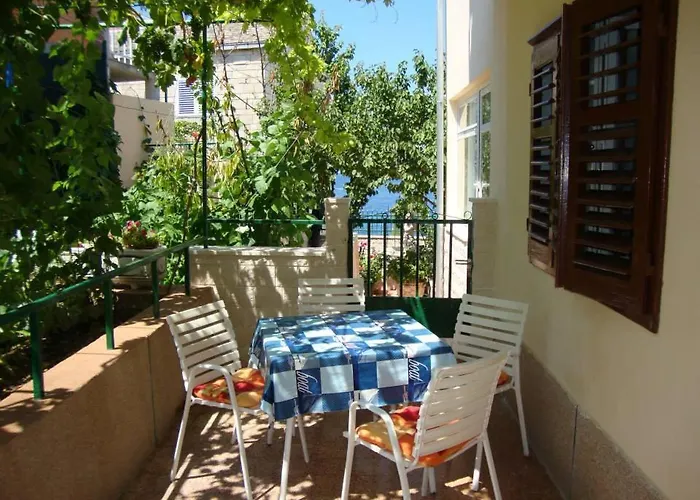 Primosten-huljev * Primošten